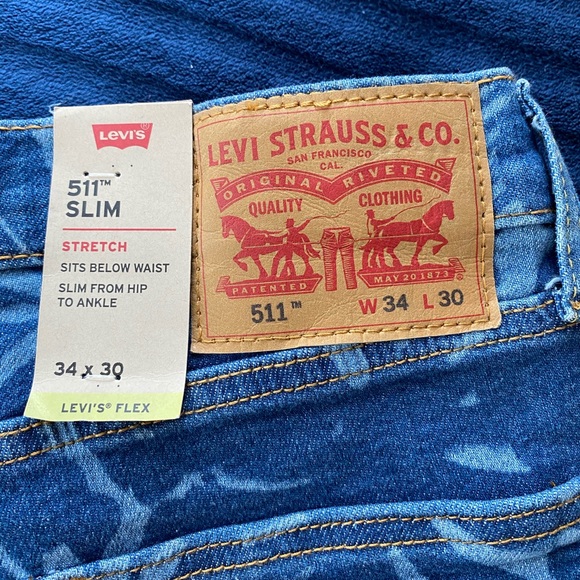 ❌ SOLD ❌ Levis Flex Palm Floral Jeans - Picture 5 of 5